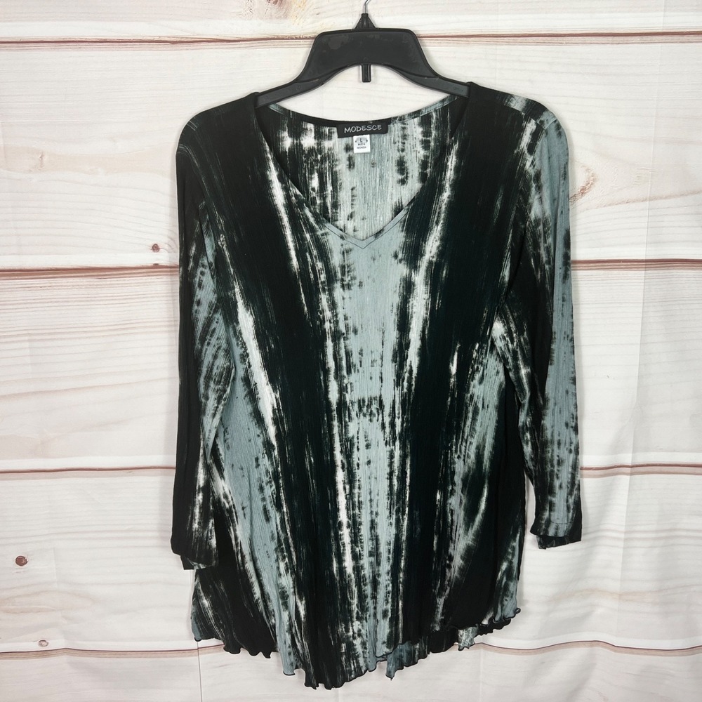 Modesce Top Womens Large Black Gray Tie Dye Blouse V-Neck Crinkle Woven Pullover
